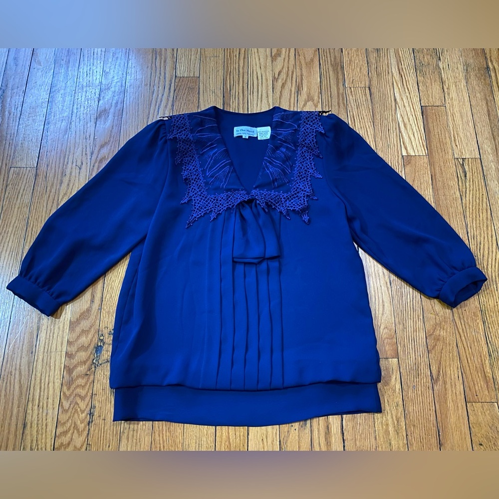 Vintage, flowy top by In the Mood